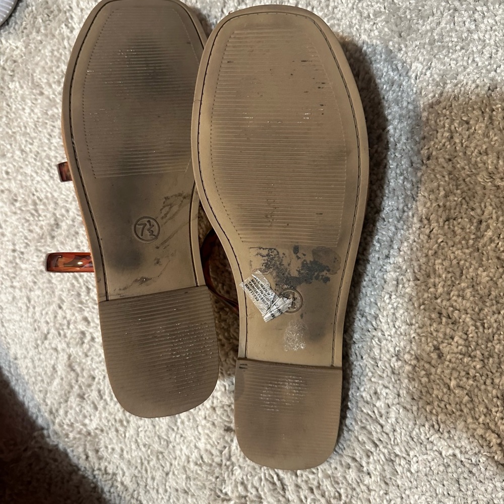 A New Day Sandals - Picture 2 of 2